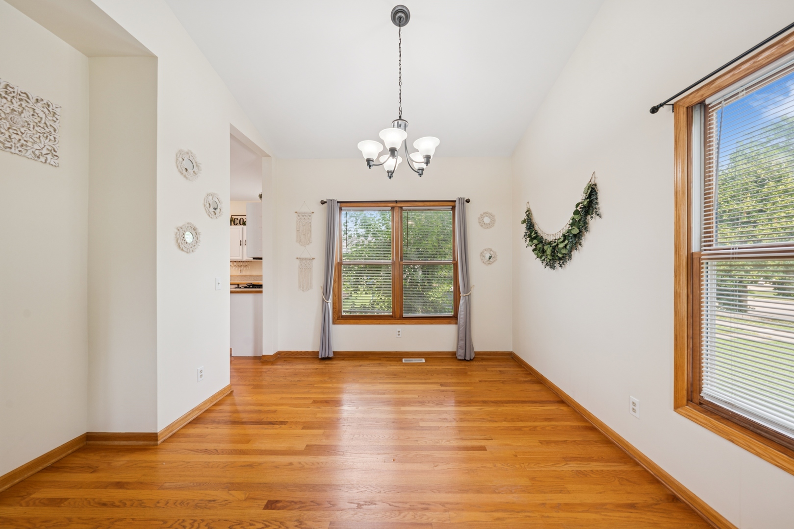 524 Highland Drive, Elburn, IL 60119