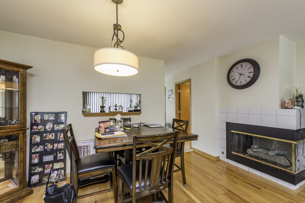 1154 Cambridge Drive, Grayslake, IL 60030