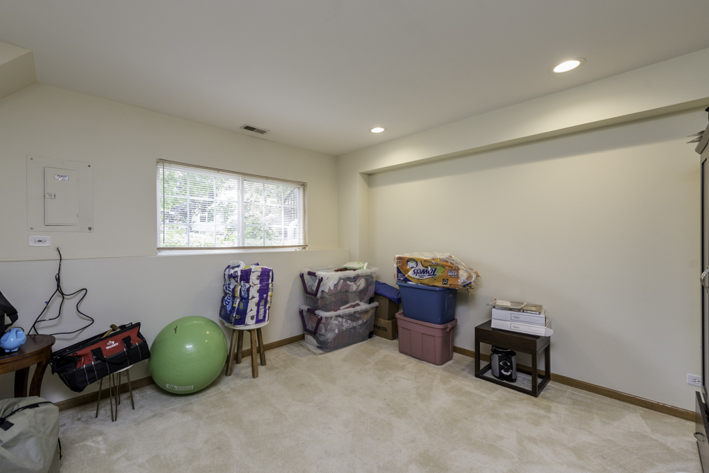 1154 Cambridge Drive, Grayslake, IL 60030