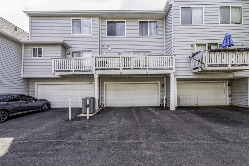 1154 Cambridge Drive, Grayslake, IL 60030