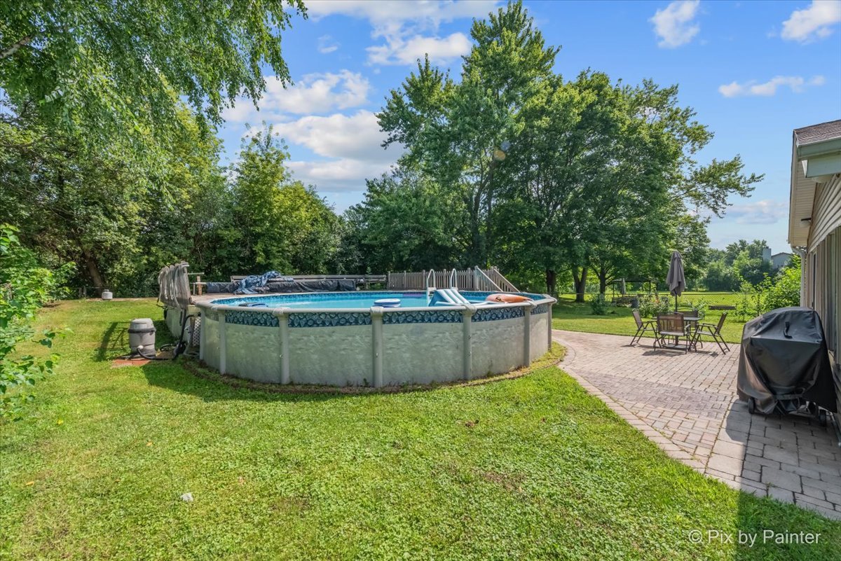 2320 Bayside Drive, Hanover Park, IL 60133