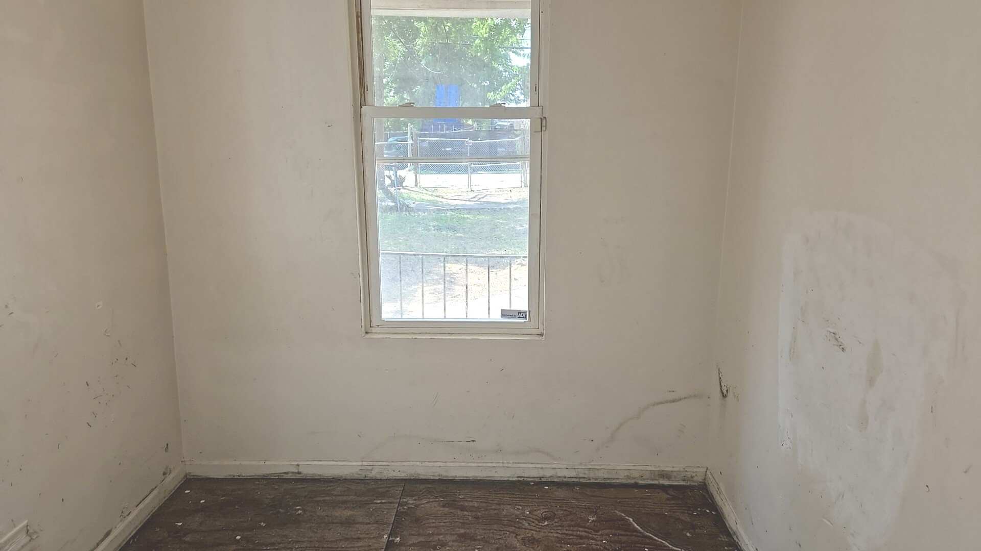 2911 W Walnut Street, Chicago, IL 60612