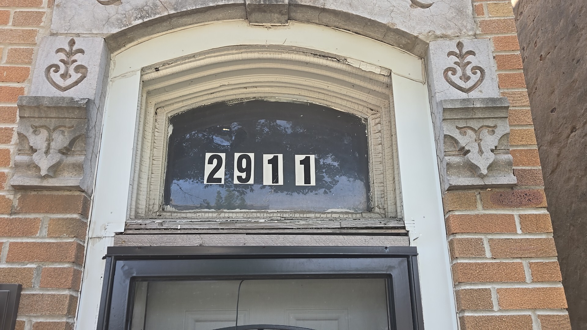 2911 W Walnut Street, Chicago, IL 60612
