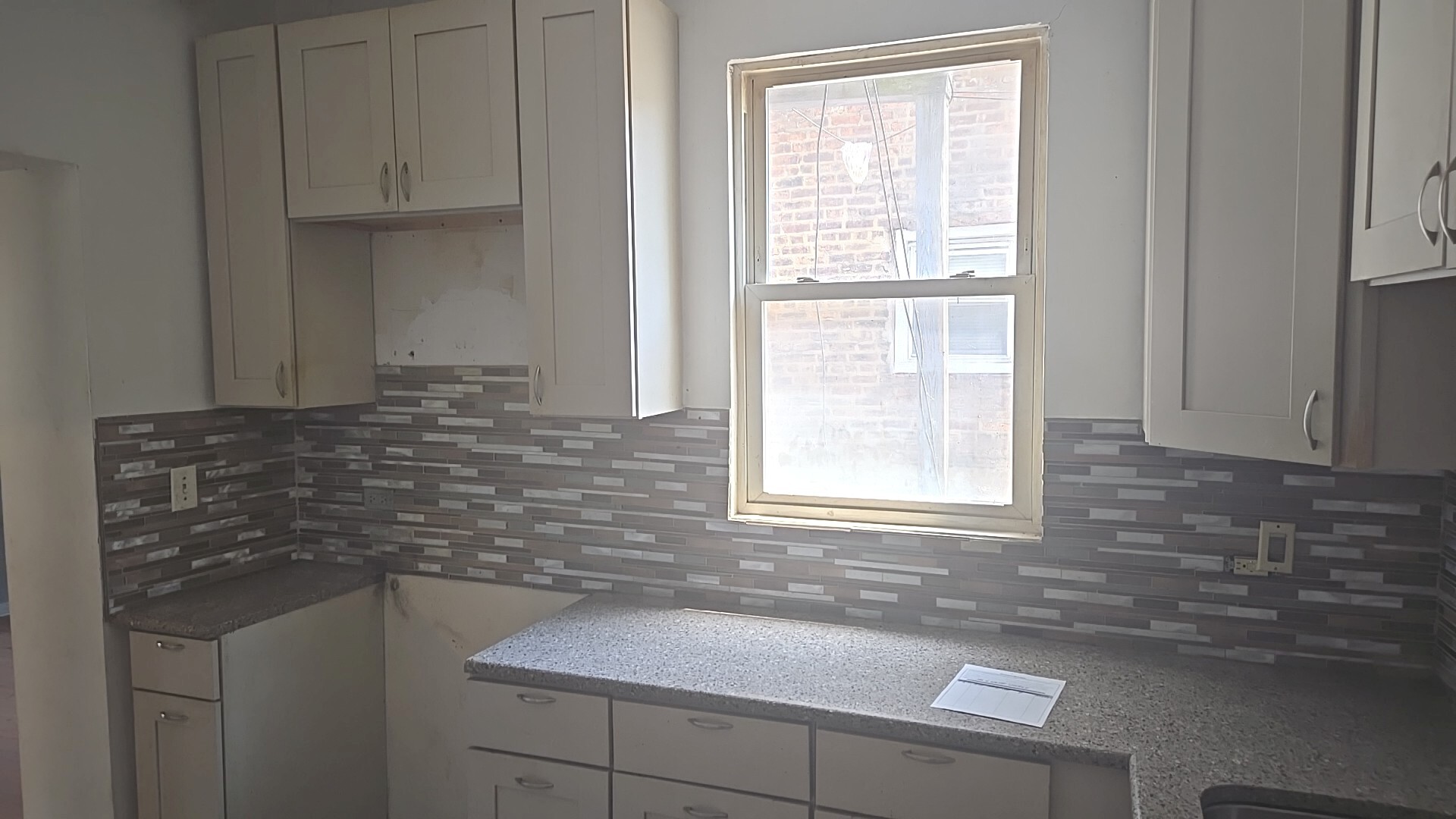 2911 W Walnut Street, Chicago, IL 60612