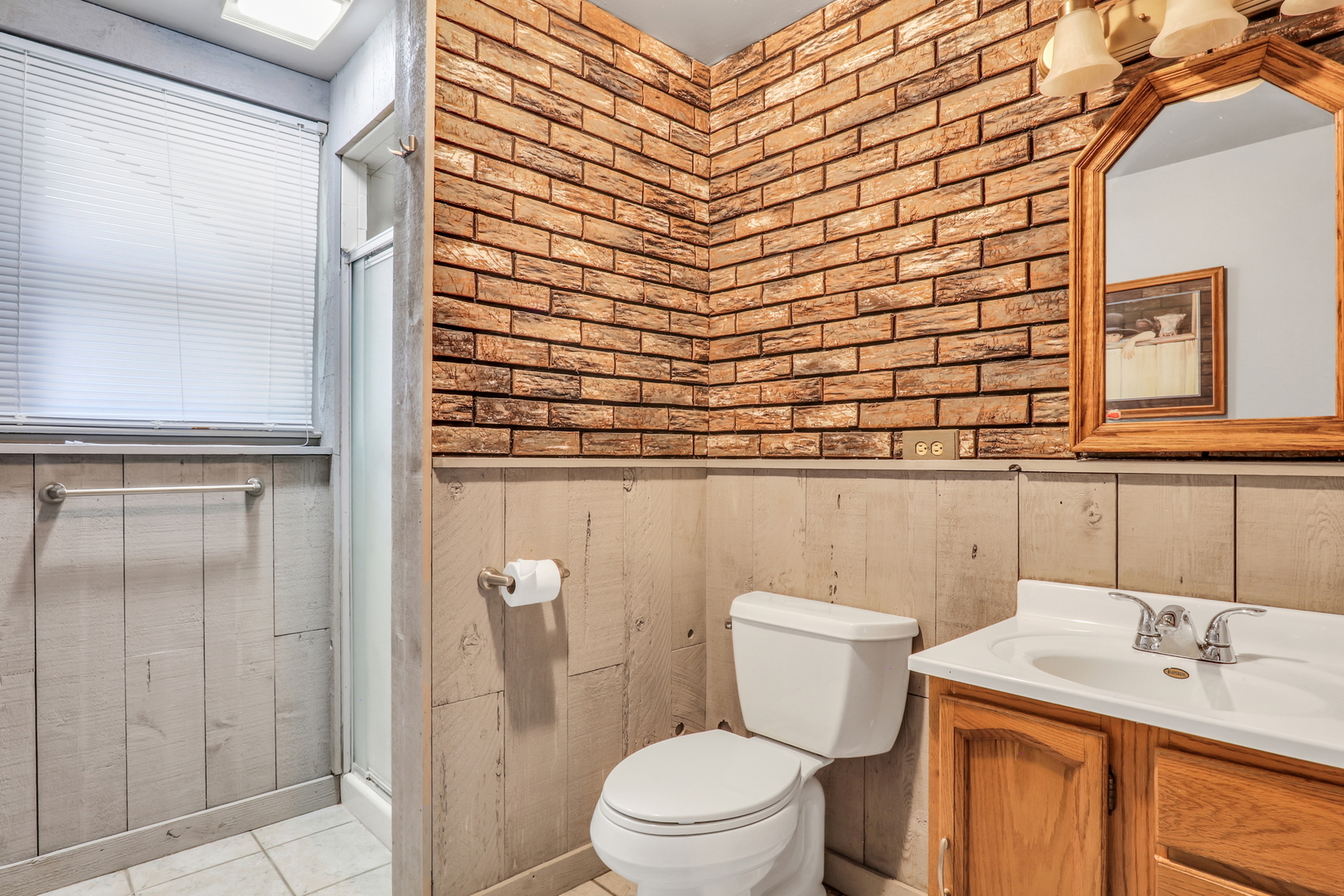 42567 N Woodbine Avenue, Antioch, IL 60002