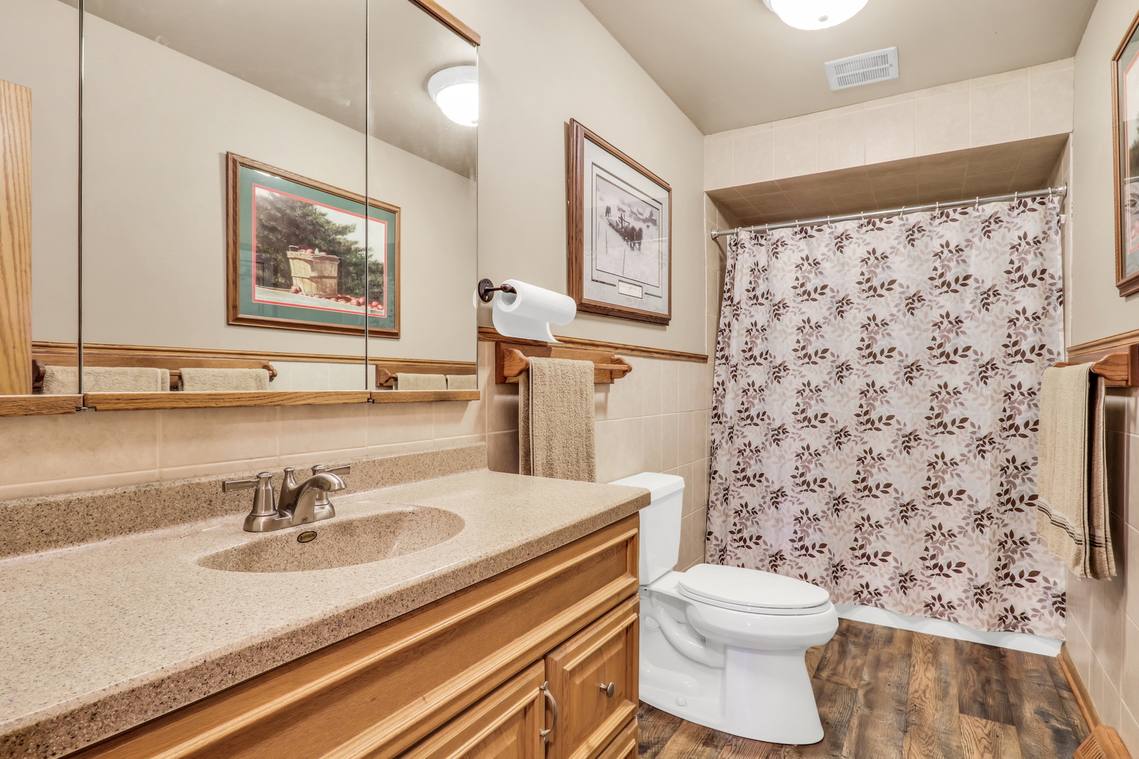 42567 N Woodbine Avenue, Antioch, IL 60002