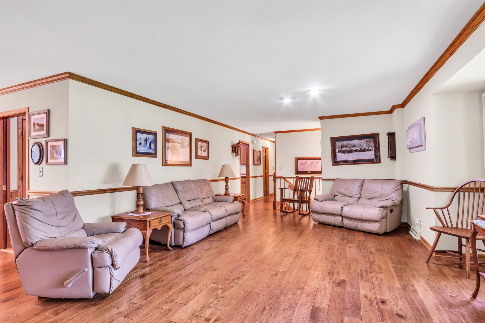42567 N Woodbine Avenue, Antioch, IL 60002
