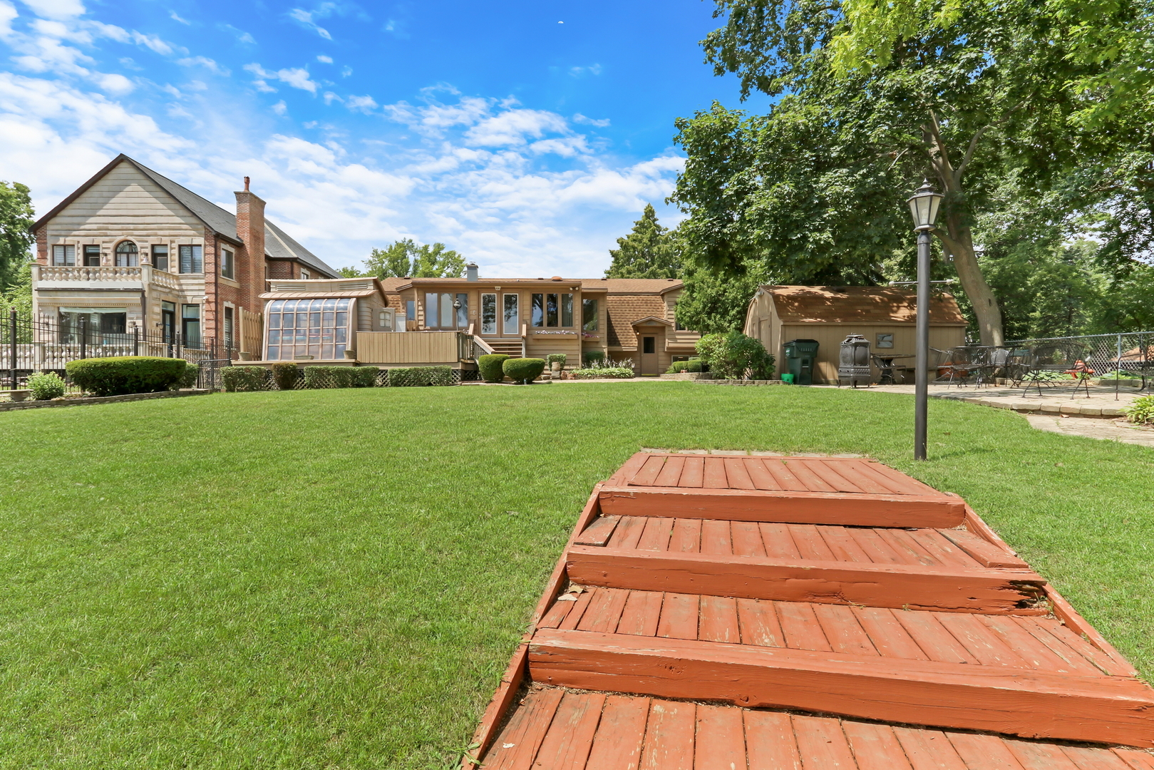 42567 N Woodbine Avenue, Antioch, IL 60002