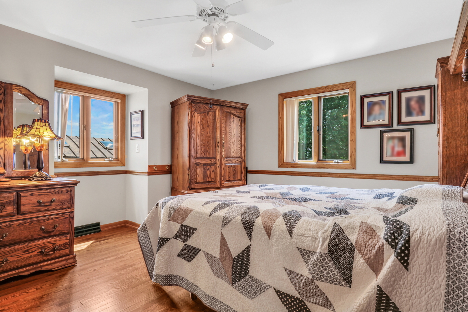 42567 N Woodbine Avenue, Antioch, IL 60002