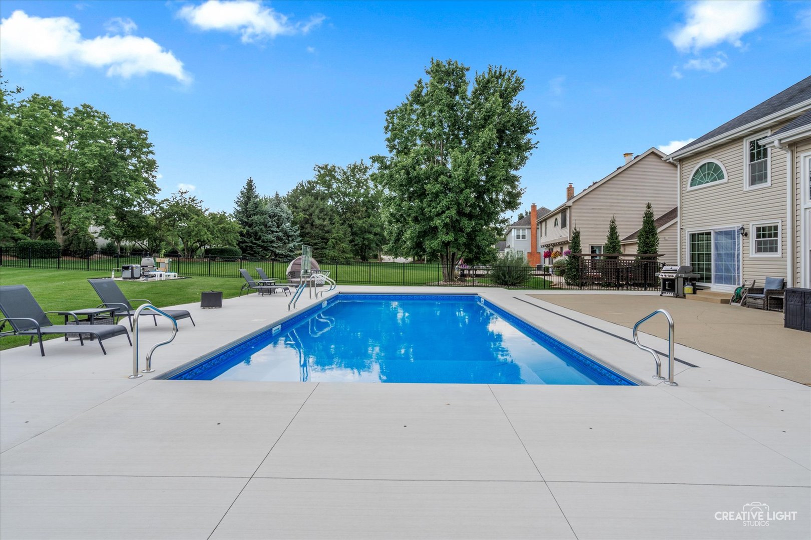 1471 Canter Lane, Bartlett, IL 60103