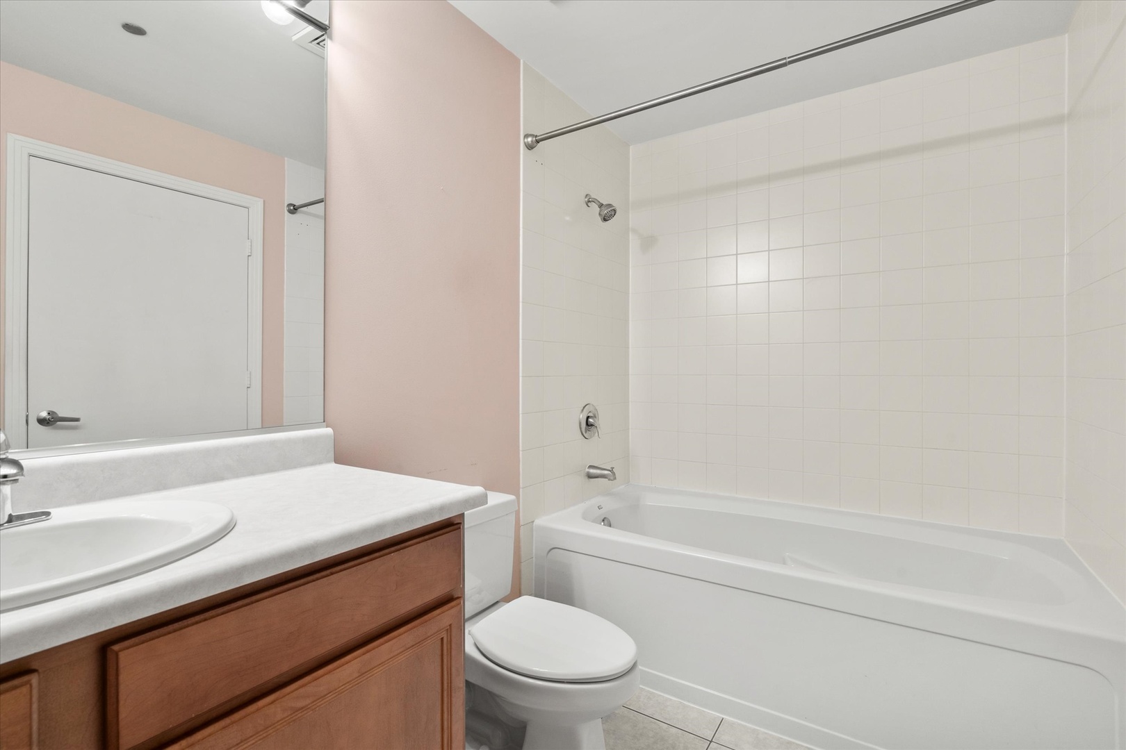 833 W 15TH Place #514, Chicago, IL 60608