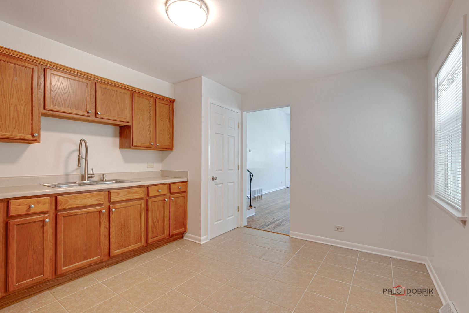 70 N Ridgemoor Avenue, Mundelein, IL 60060