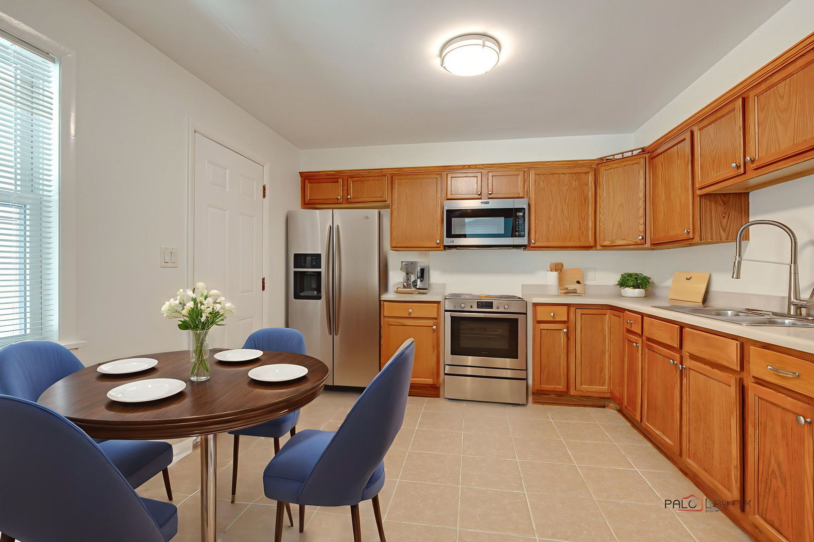 70 N Ridgemoor Avenue, Mundelein, IL 60060