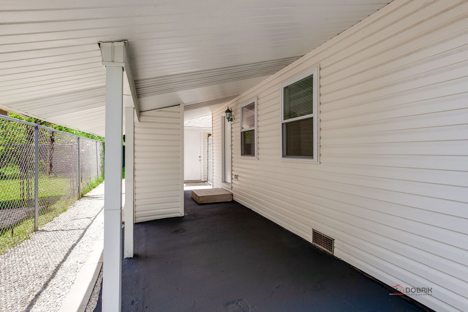 70 N Ridgemoor Avenue, Mundelein, IL 60060