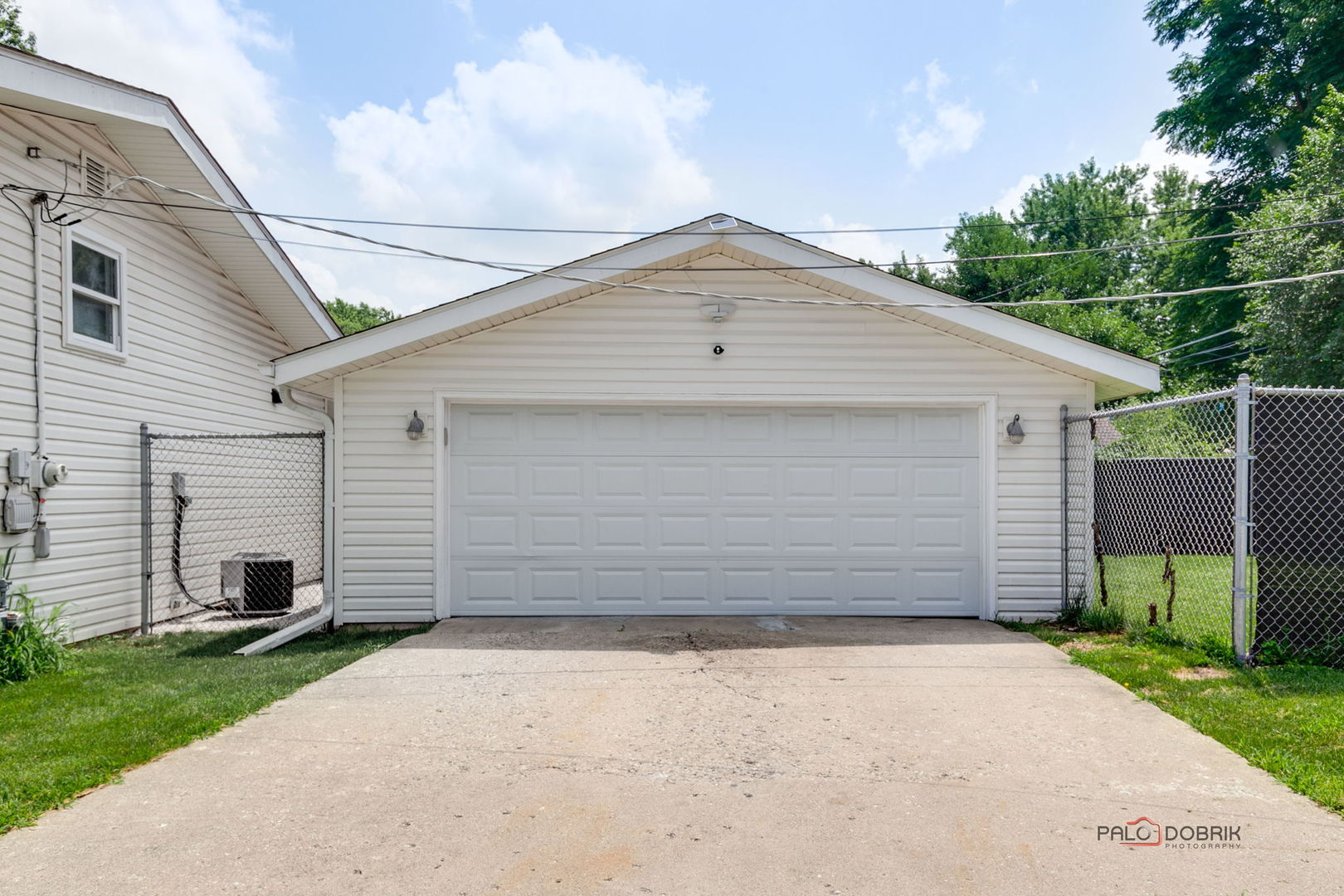 70 N Ridgemoor Avenue, Mundelein, IL 60060