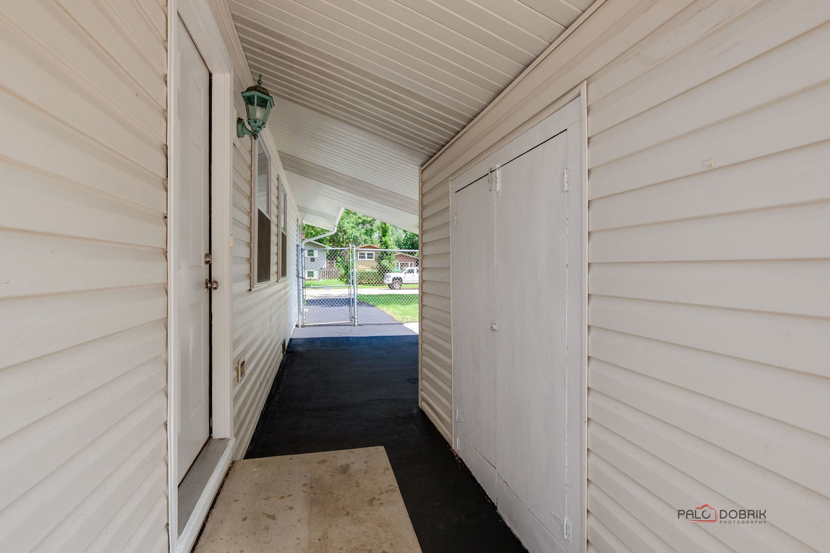 70 N Ridgemoor Avenue, Mundelein, IL 60060
