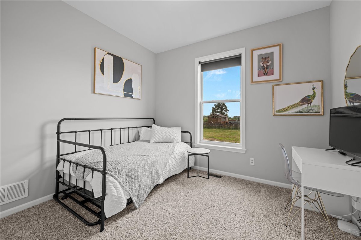 492 S Hampstead Street, Cortland, IL 60112