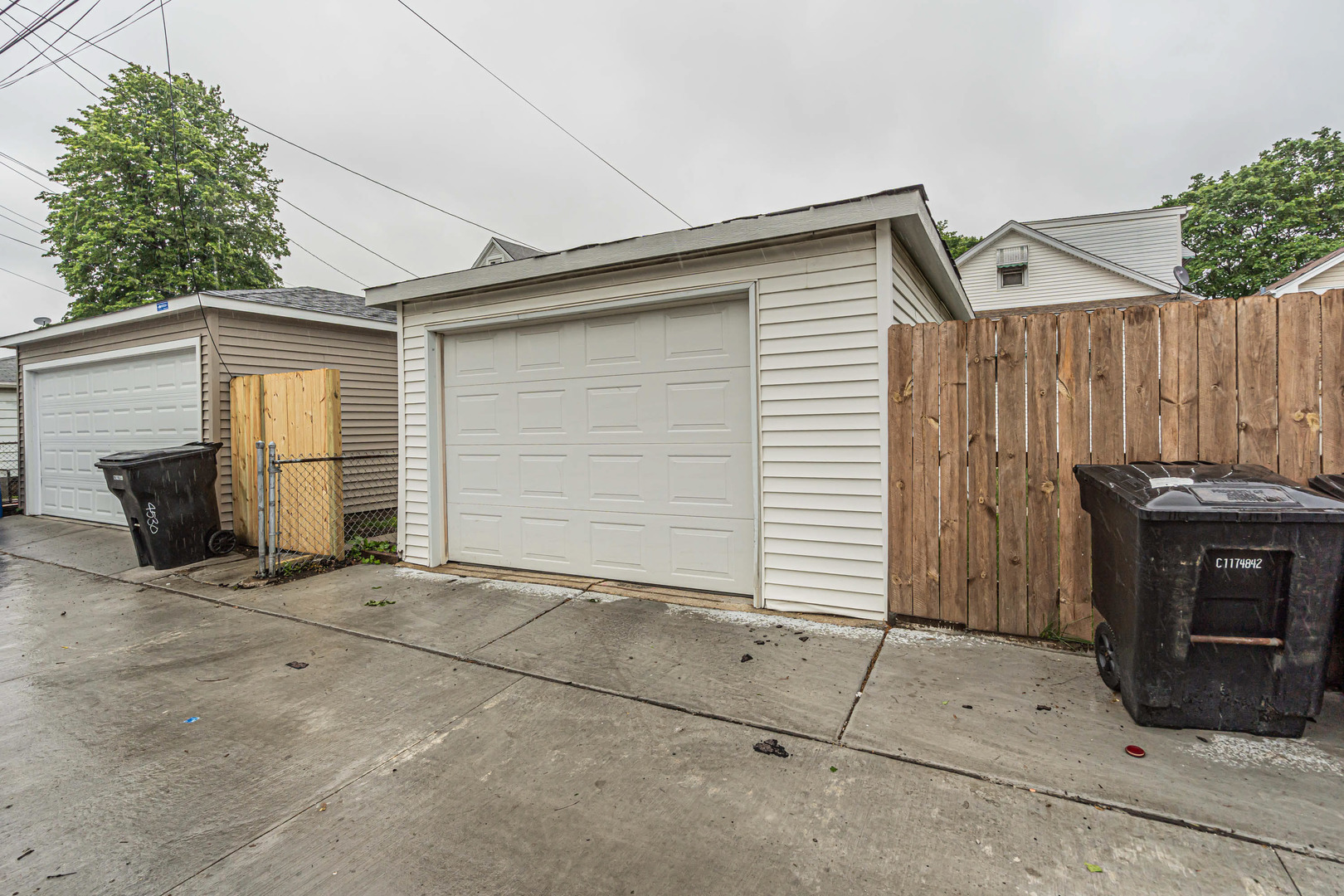4526 N Mobile Avenue, Chicago, IL 60630