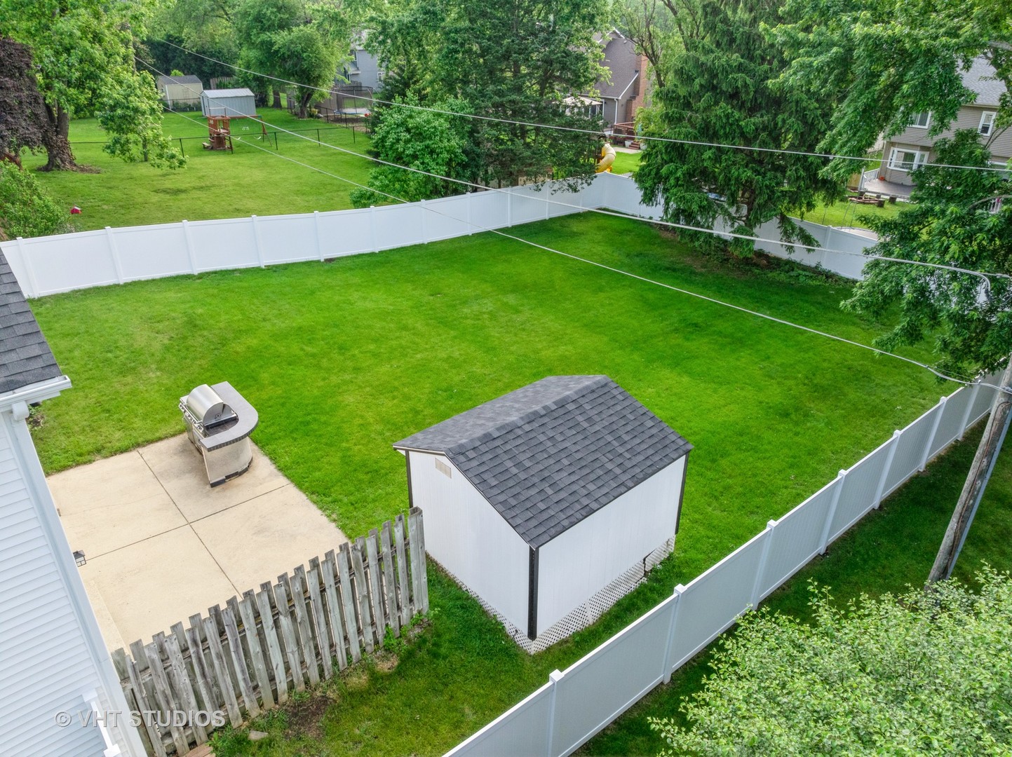 829 Brookside Drive, Bartlett, IL 60103
