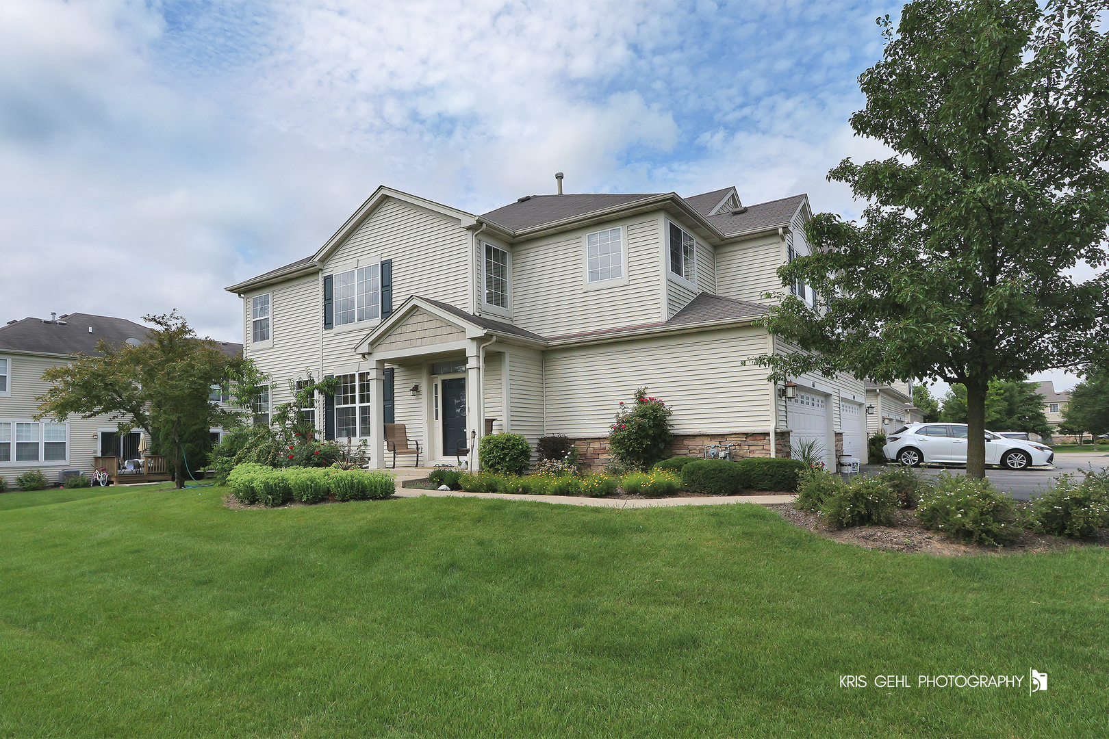 611 S Jade Lane, Round Lake, IL 60073