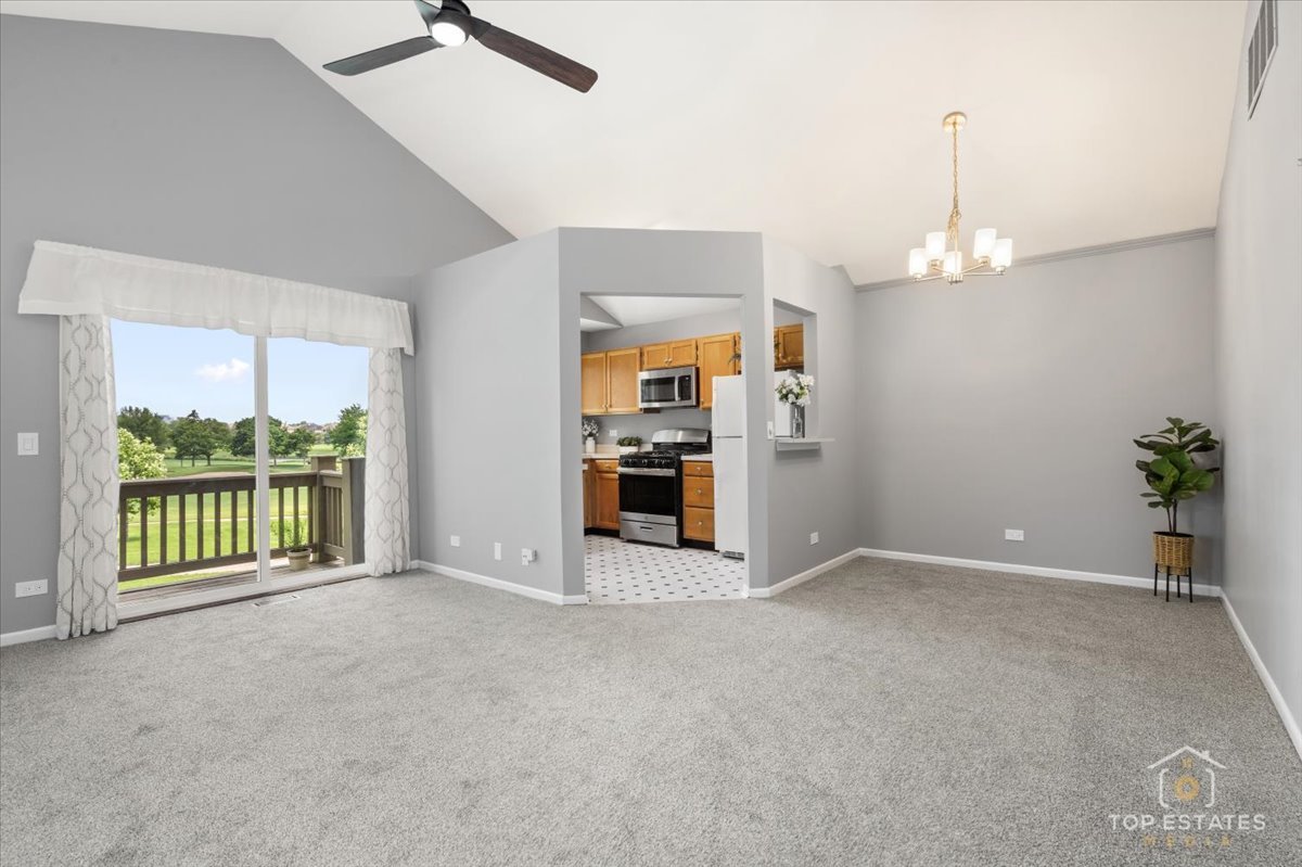 301 University Lane #A, Elk Grove Village, IL 60007