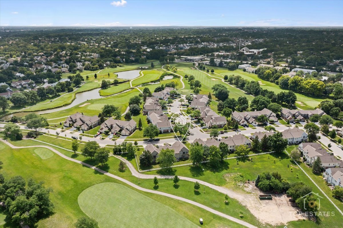 301 University Lane #A, Elk Grove Village, IL 60007