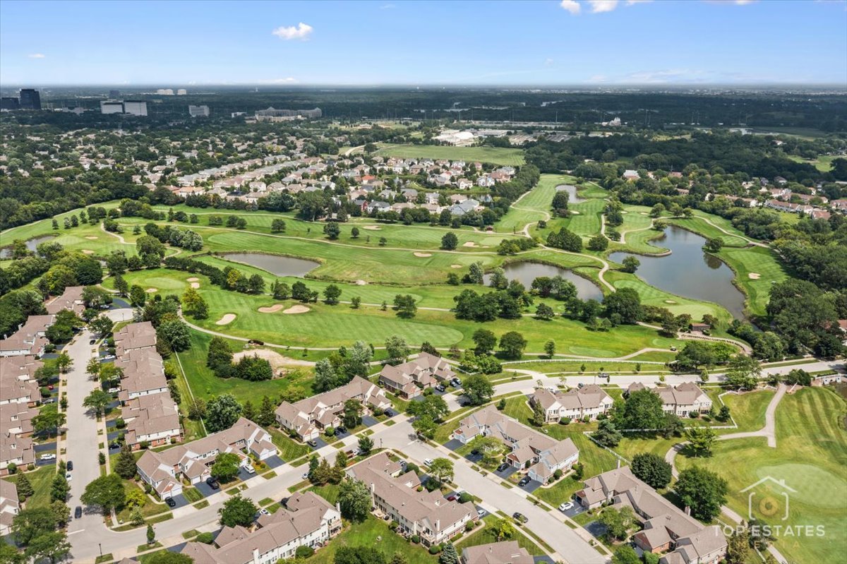 301 University Lane #A, Elk Grove Village, IL 60007