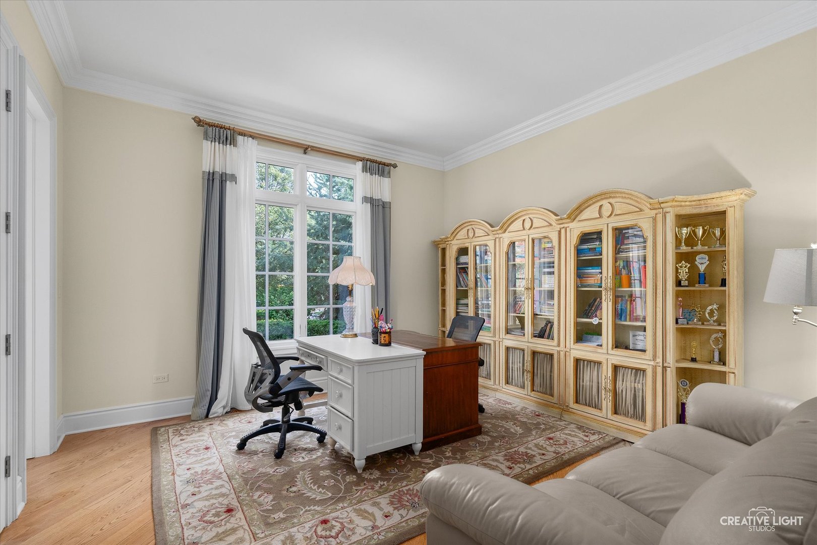 2605 35th Street, Oak Brook, IL 60523