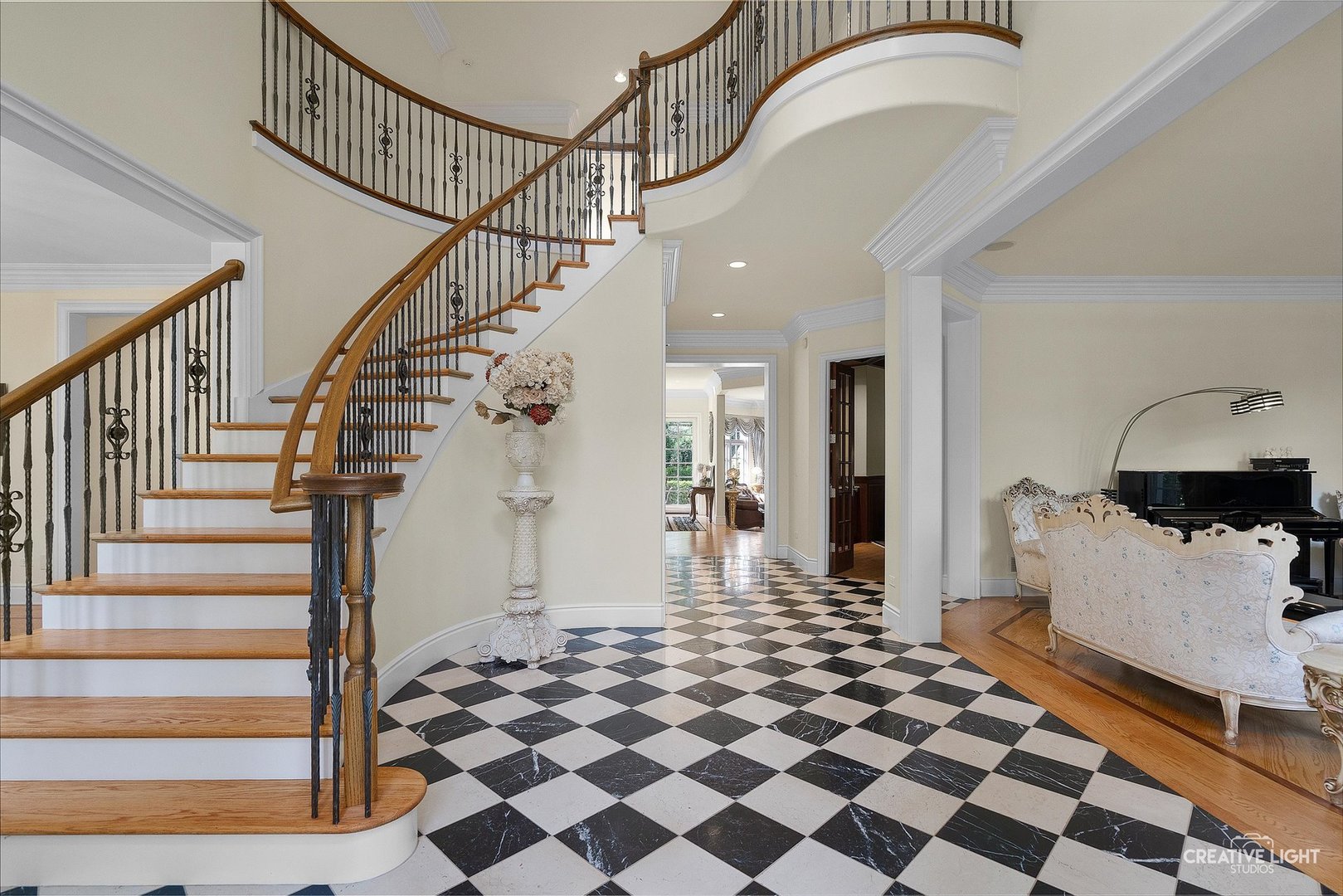2605 35th Street, Oak Brook, IL 60523