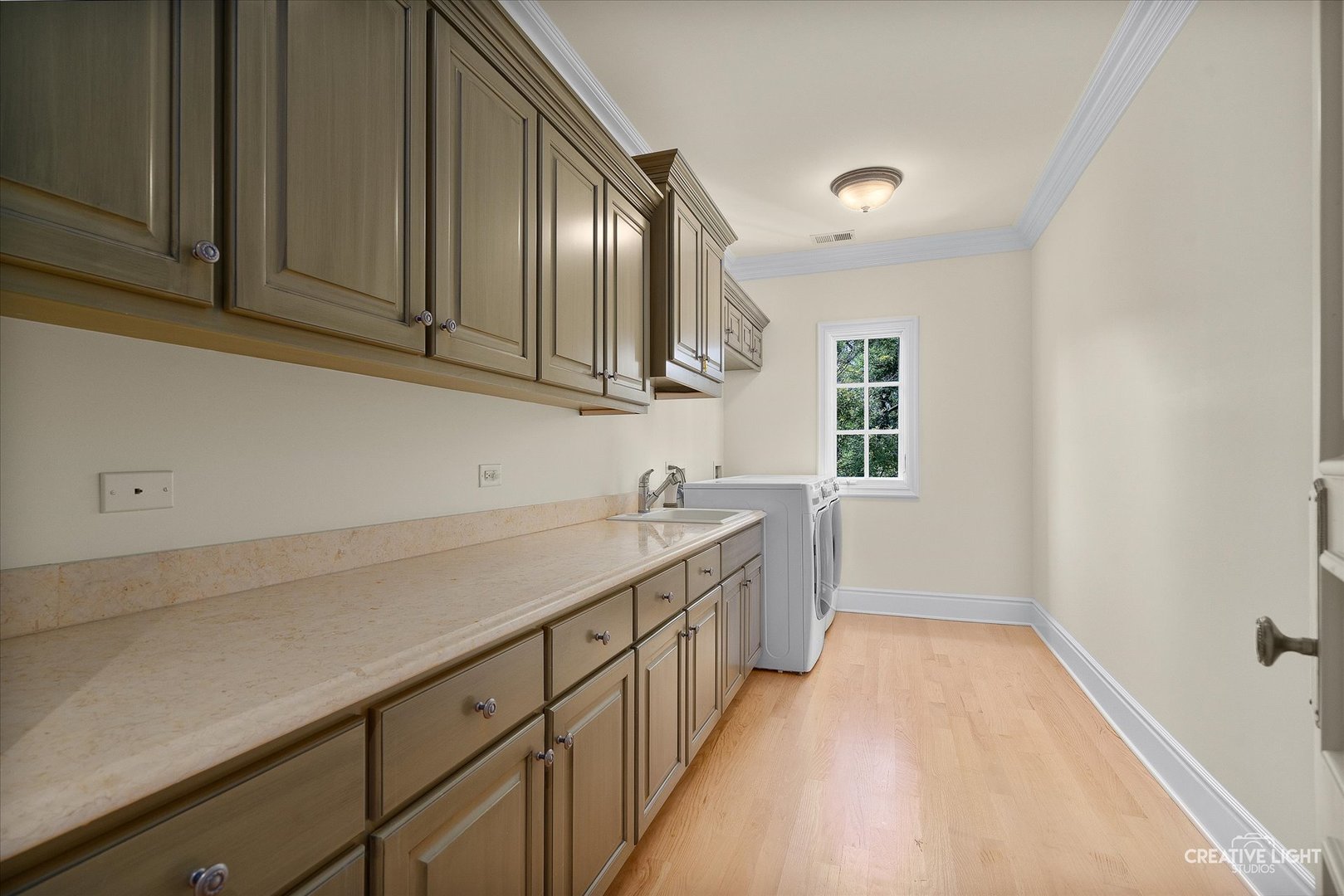 2605 35th Street, Oak Brook, IL 60523