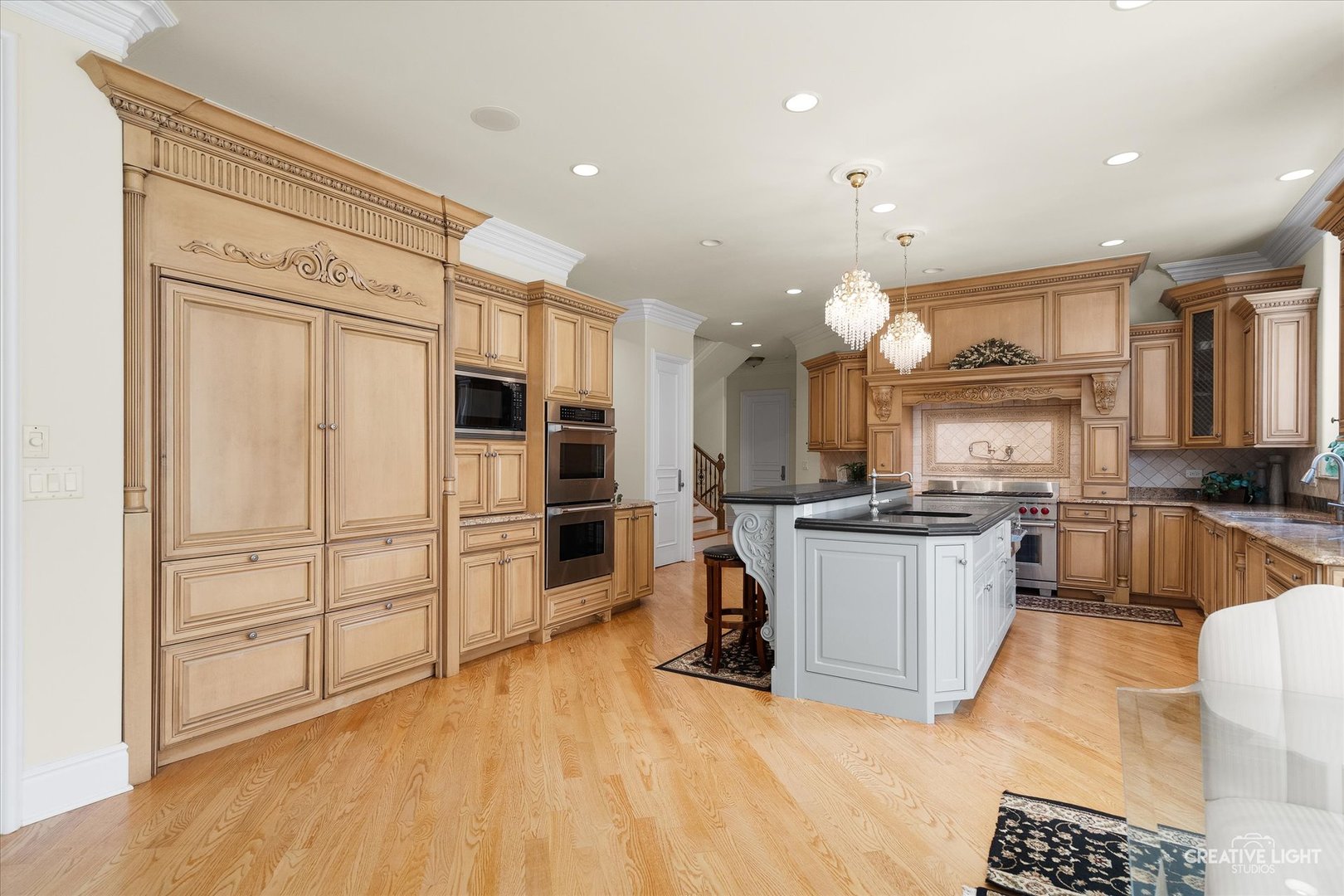 2605 35th Street, Oak Brook, IL 60523