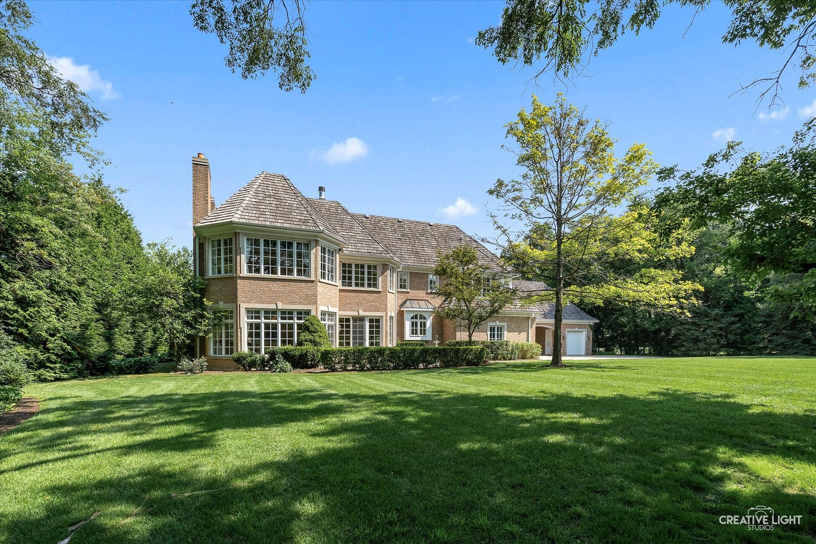 2605 35th Street, Oak Brook, IL 60523