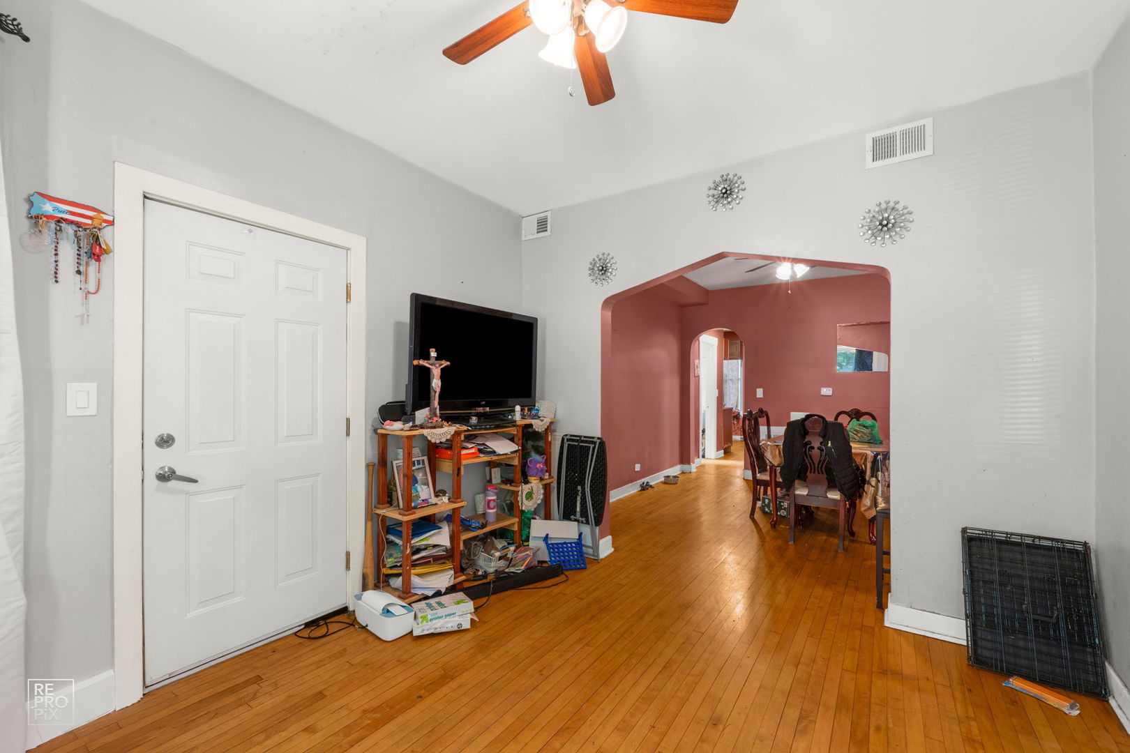 4138 W Potomac Avenue, Chicago, IL 60651