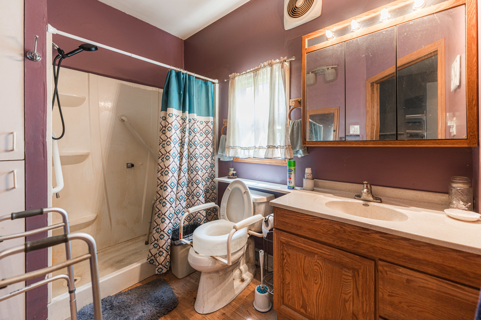 903 John Street, Bensenville, IL 60106