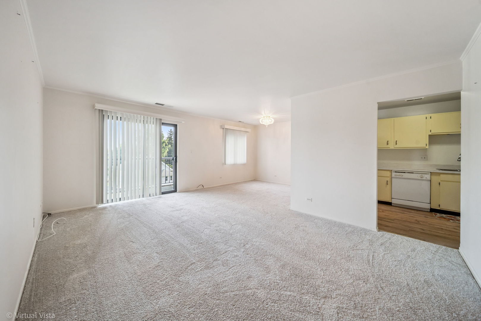4 S Mason Street #403, Bensenville, IL 60106