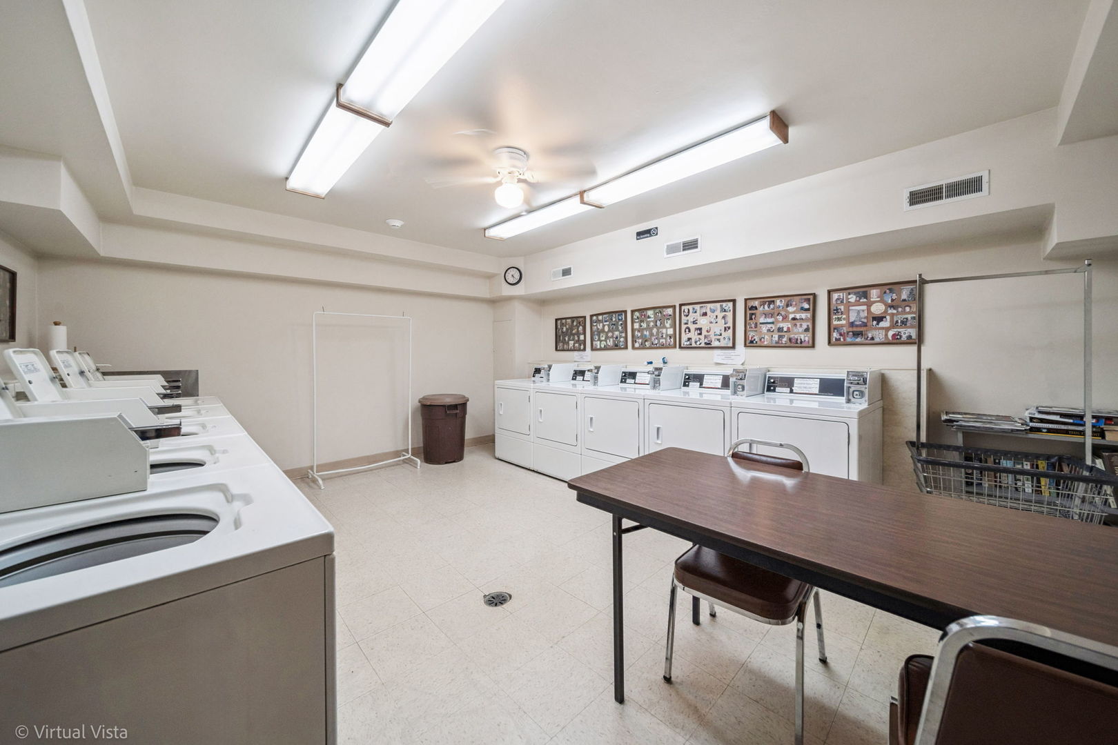 4 S Mason Street #403, Bensenville, IL 60106