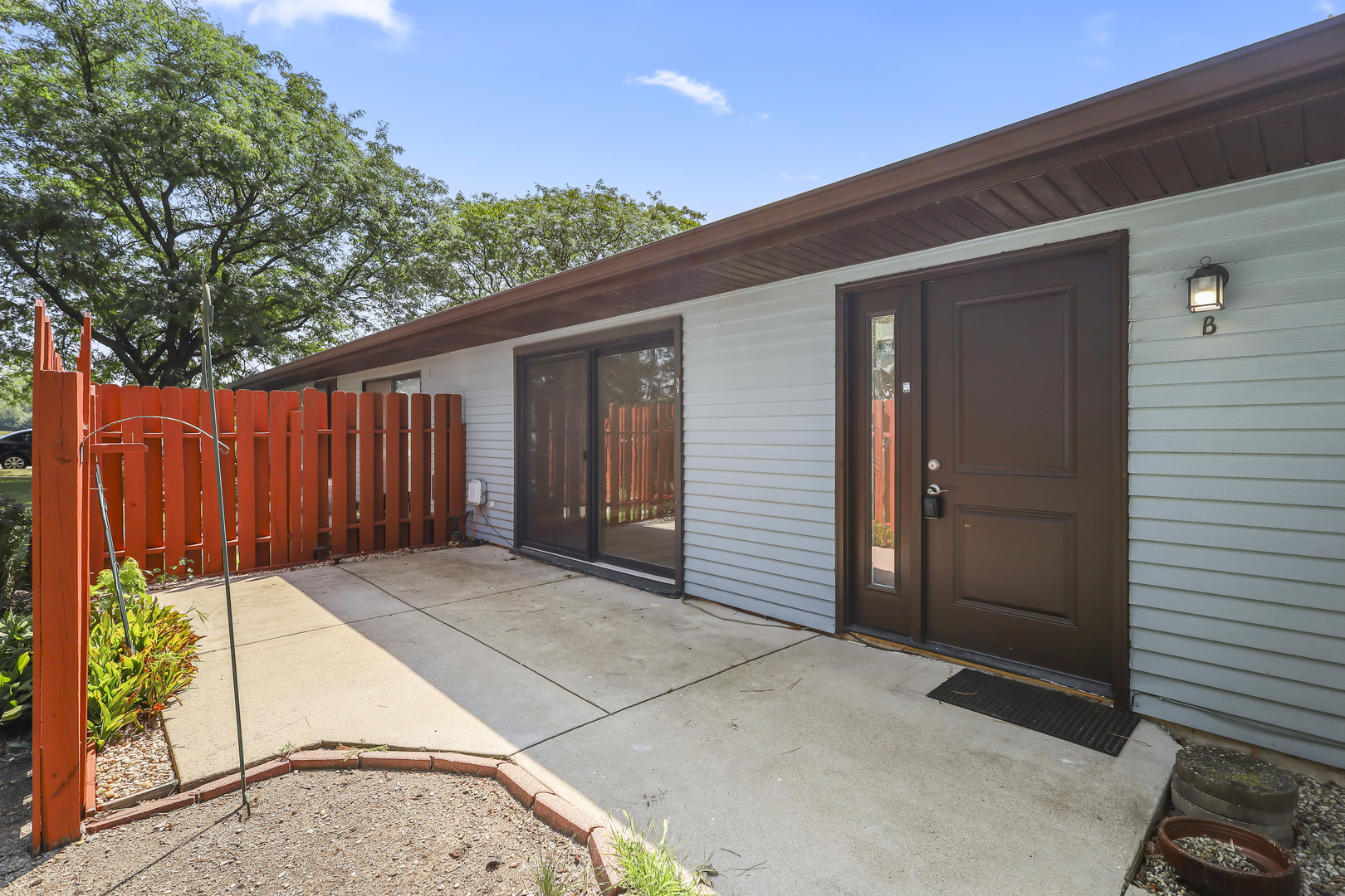 1590 Avati Lane #B, Aurora, IL 60505