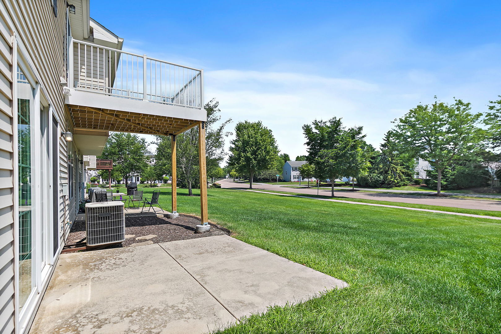 2330 Georgetown Circle, Aurora, IL 60503