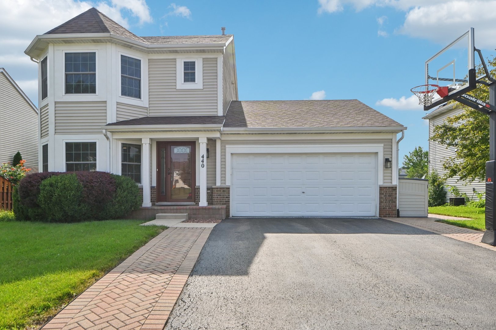 440 N Kelly Court, Romeoville, IL 60446