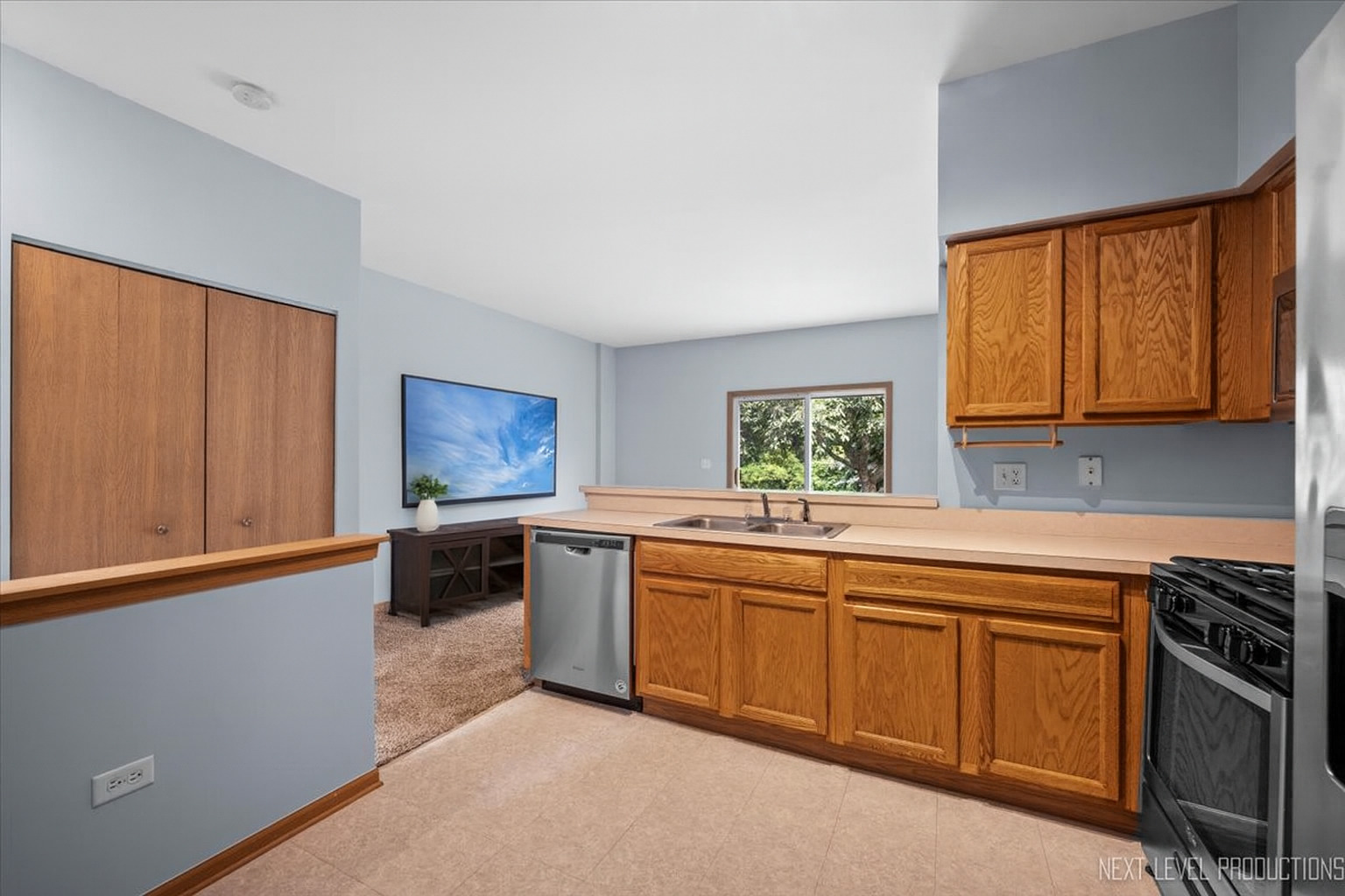 4141 Oak Tree Lane, Plainfield, IL 60586