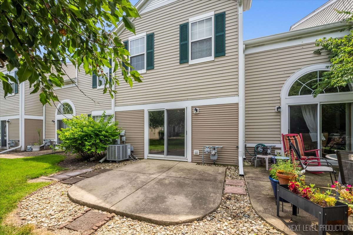 4141 Oak Tree Lane, Plainfield, IL 60586