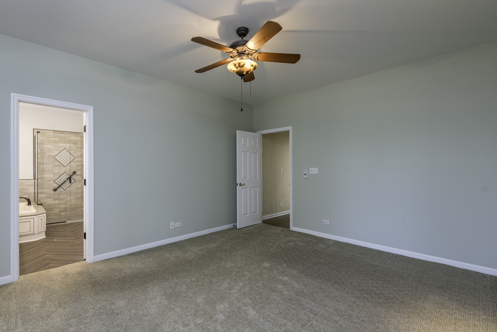 3163 N Augusta Drive, Wadsworth, IL 60083
