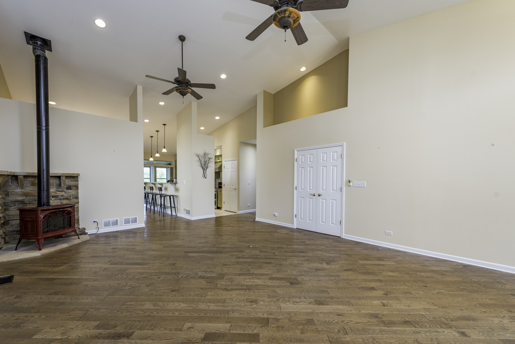 3163 N Augusta Drive, Wadsworth, IL 60083