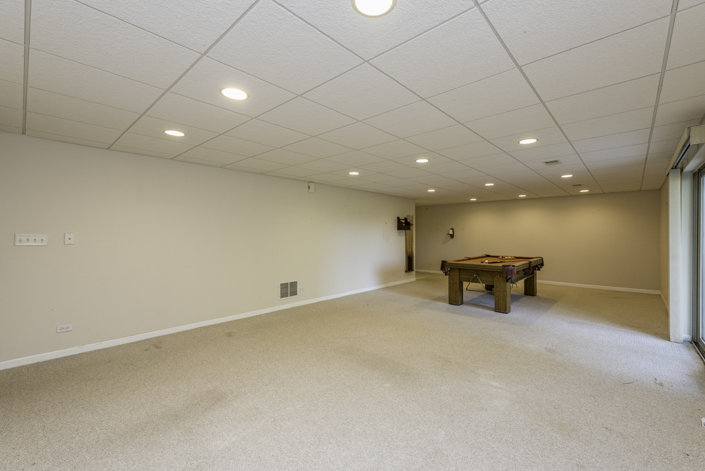 3163 N Augusta Drive, Wadsworth, IL 60083
