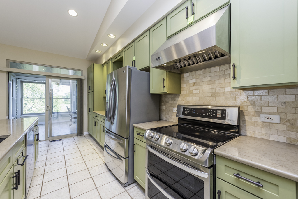 3163 N Augusta Drive, Wadsworth, IL 60083