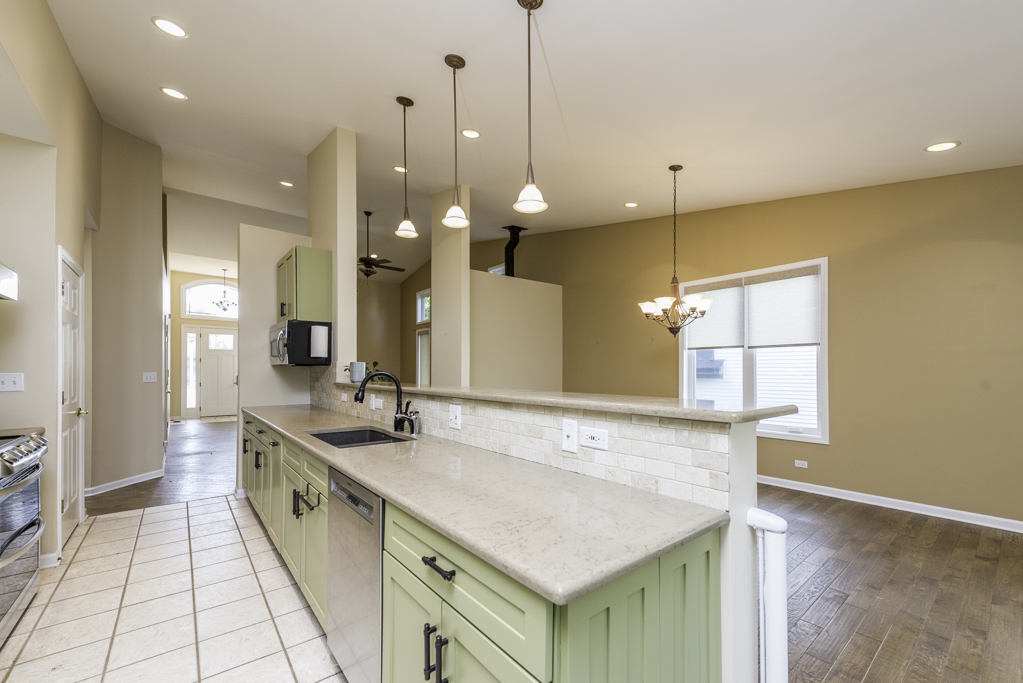 3163 N Augusta Drive, Wadsworth, IL 60083