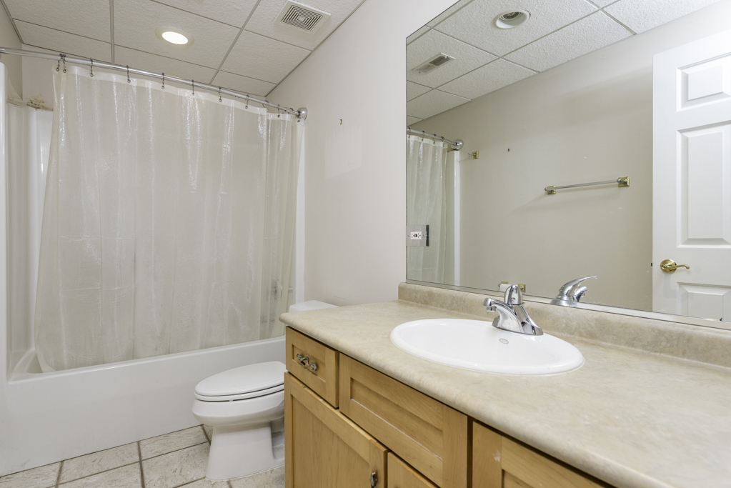 3163 N Augusta Drive, Wadsworth, IL 60083