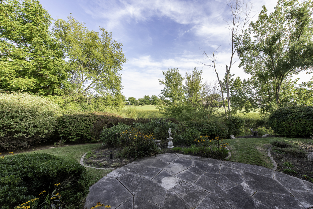 3163 N Augusta Drive, Wadsworth, IL 60083