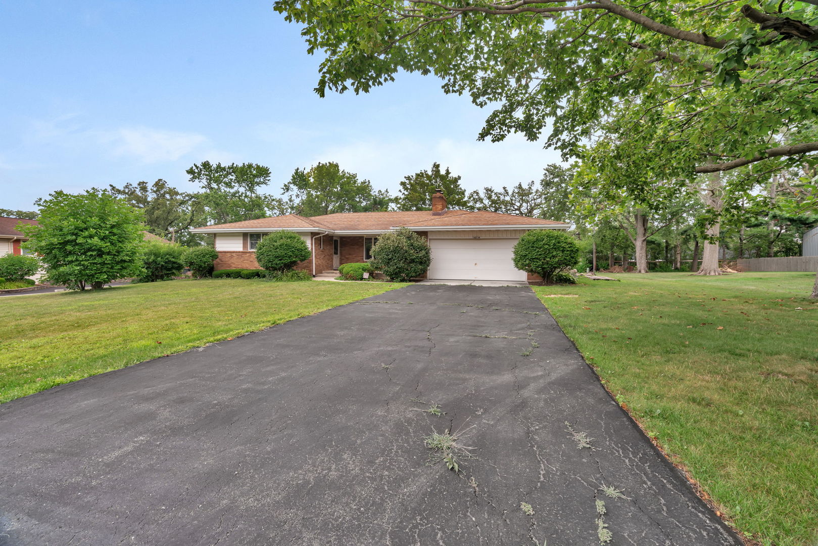 16214 W Diane Way, Manhattan, IL 60442