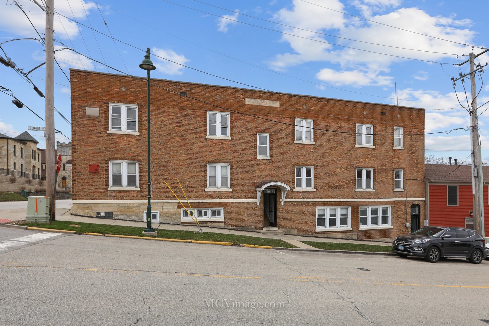226 E Illinois Street #2, Lemont, IL 60439